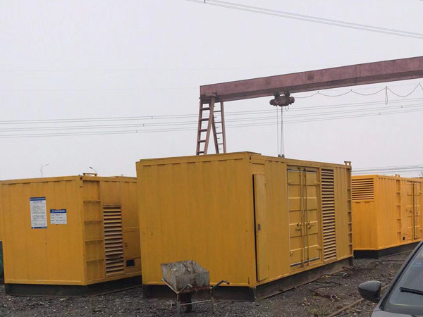 长丰100kw柴油发电机组每小时油耗？