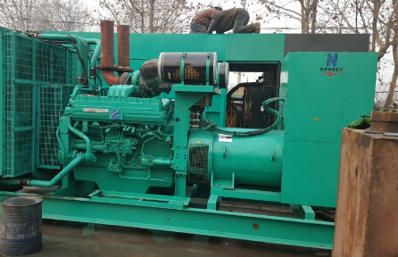 长丰发电机组如何判断水冷式机油散热器内部是否需要清洗？